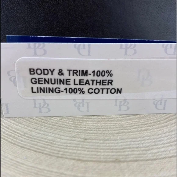 Dooney & Bourke T’Moro Brown Leather Card Holder Sample. Great stocking stuffer! - Picture 5 of 10